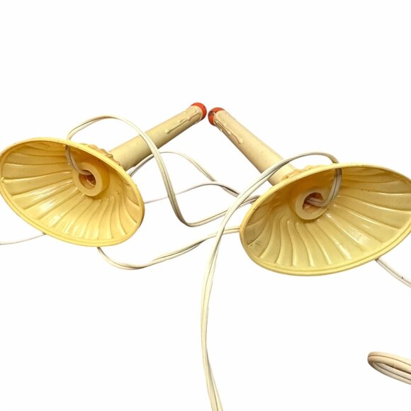 Vintage 1950s 5-Light Orange Plastic Christmas Candelabra Incandescent Holiday - Picture 10 of 16